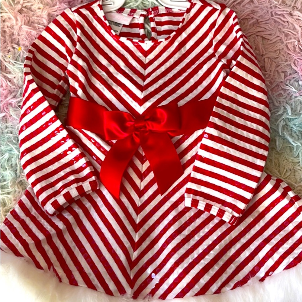 Super cute holiday dress 24 months